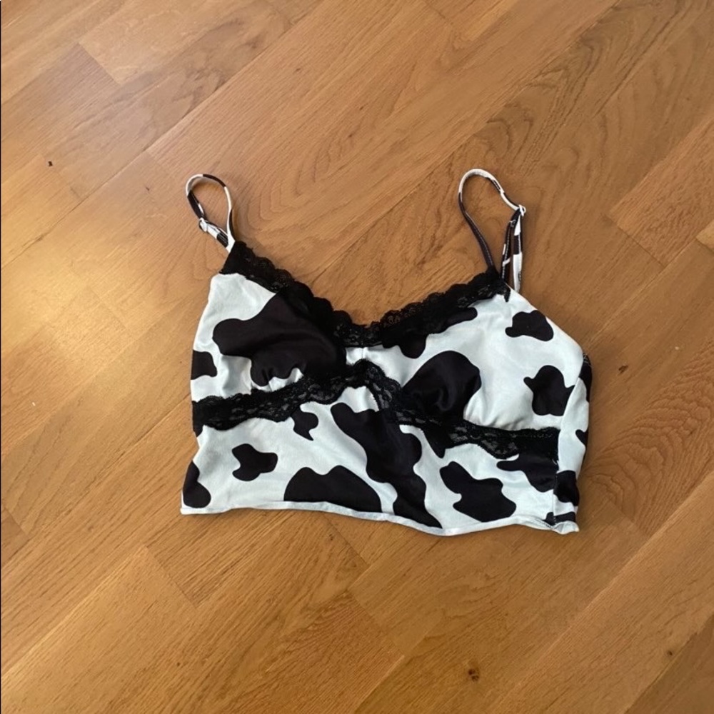 cow design crop top